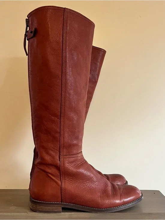 Madewell Tall Leather Equestrian Style Boots in Warm Chestnut - Picture 5 of 11